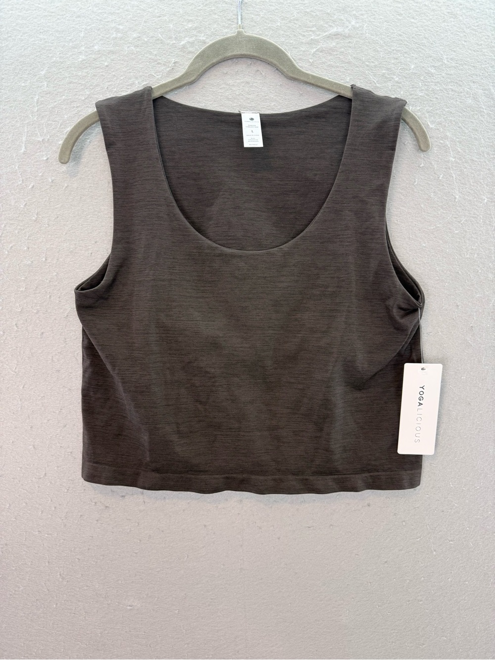 Yogalicious new women’s Athletic chocolate brown Seamless Caraline tank top SZ L
